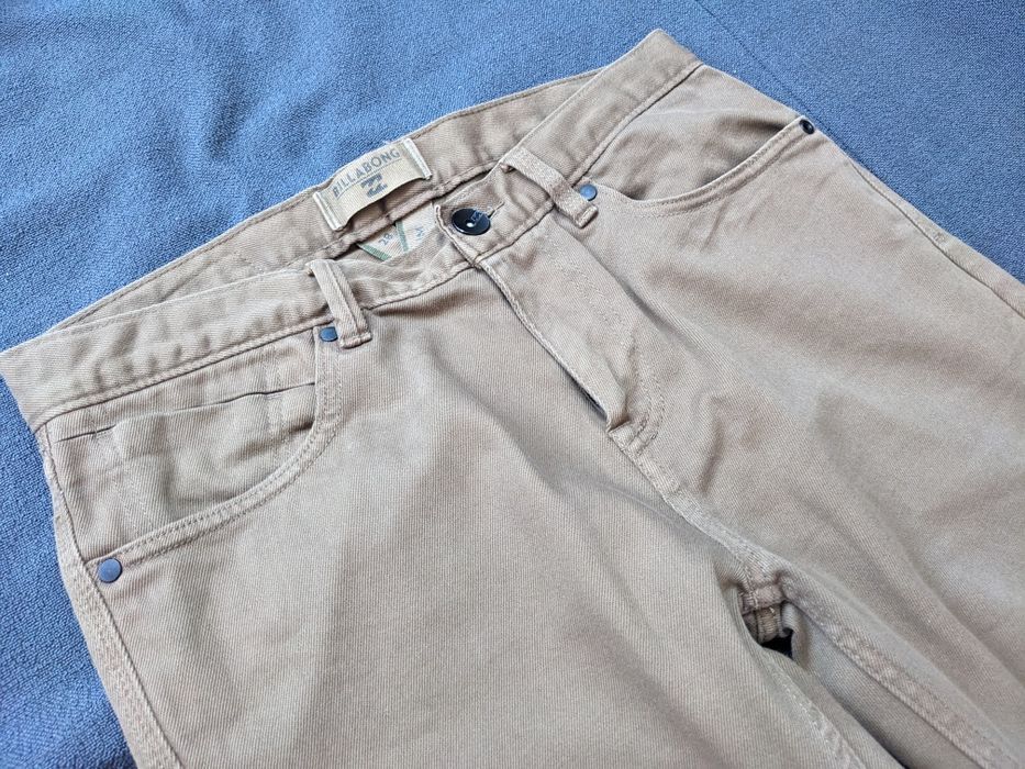 Дамска тениска + джинси Billabong (M slim)