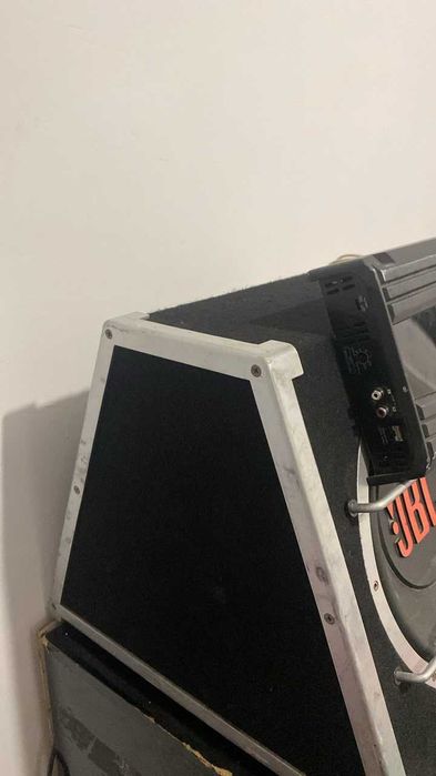 прод сабмуфер JBL