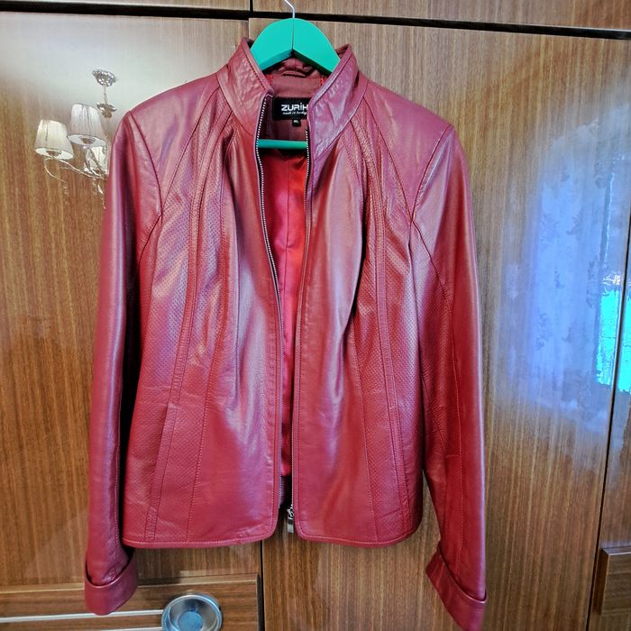 Куртка женская демисезонная производство Турция  из  натуральной кожи.