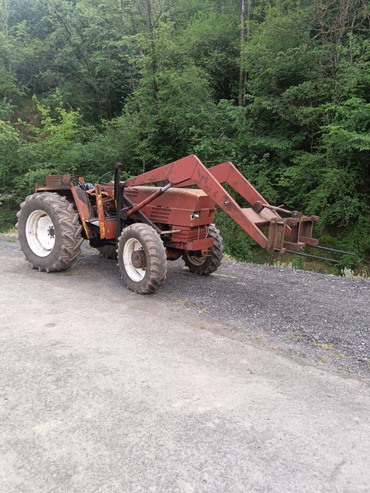 Vând tractor U640