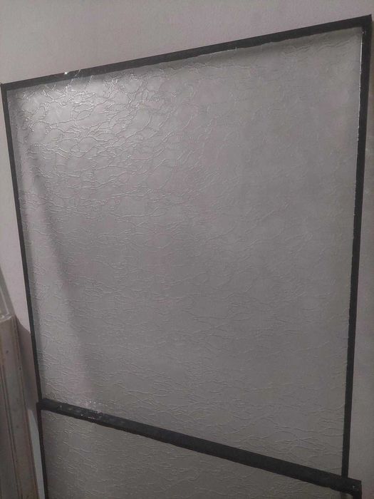 Продавам дограма KMG