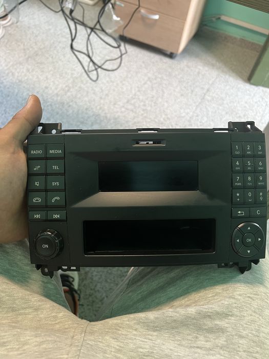 Radio CD original Mercedes Vito W447 2019 OEM, perfect functional