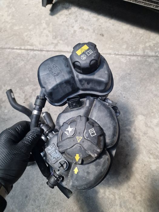 Vas expansiune bmw g20 g21 g22 g26 g30 g31 g01 g02 g11 g12 b47 b57 b48 b58