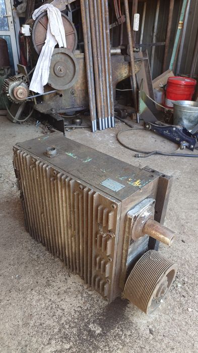 Токарный 16Д20. Коробка скоростей