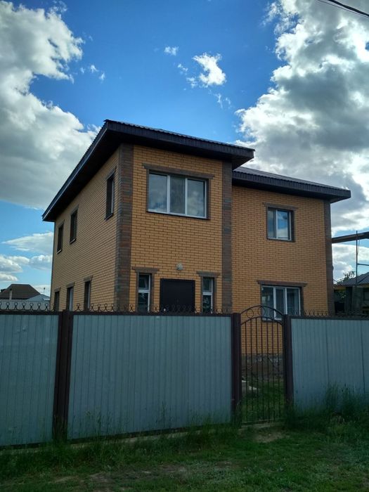 Компактный и очень теплый коттедж