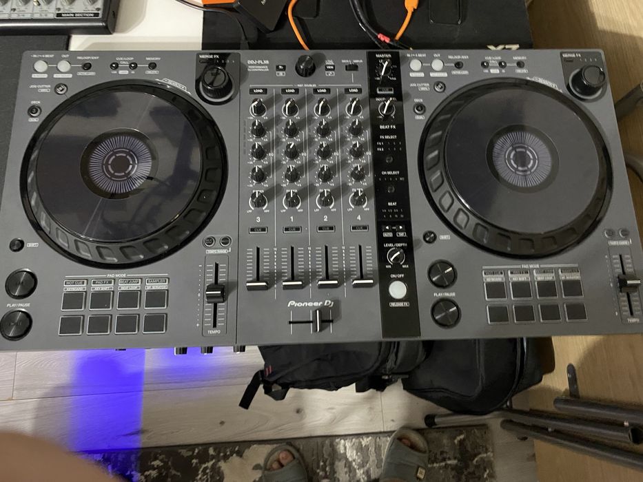 vand consola Pioneer FLX-6