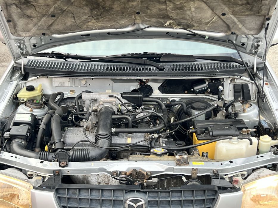 Продам мазда демио.