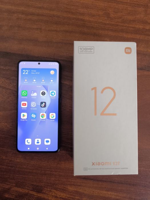 Xiaomi 12 T  в отличном состоянии .