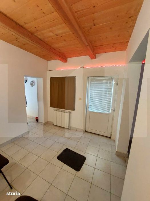 Casa de vanzare, 304 mp, zona Gradiste