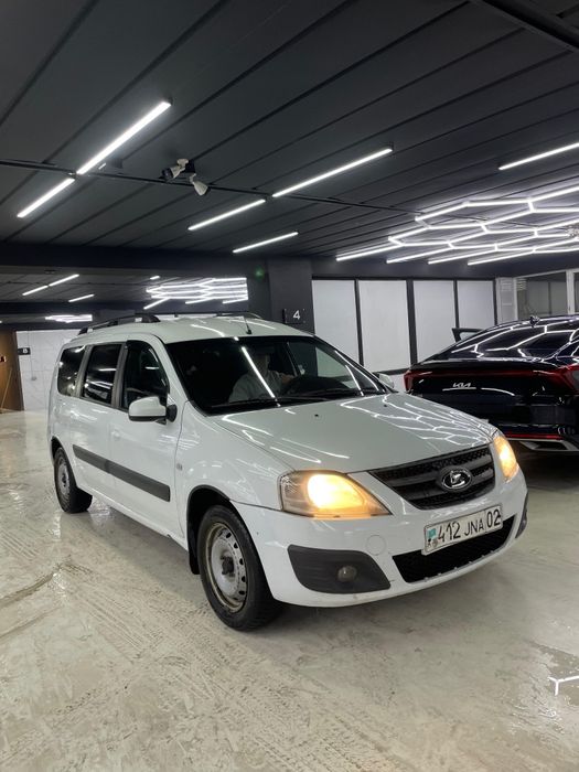 Продаю Lada Largus 2019 года