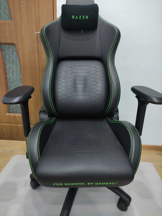 Scaun gaming Razer Iskur + Protectie pardoseala