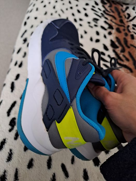 adidași Nike originali stare buna