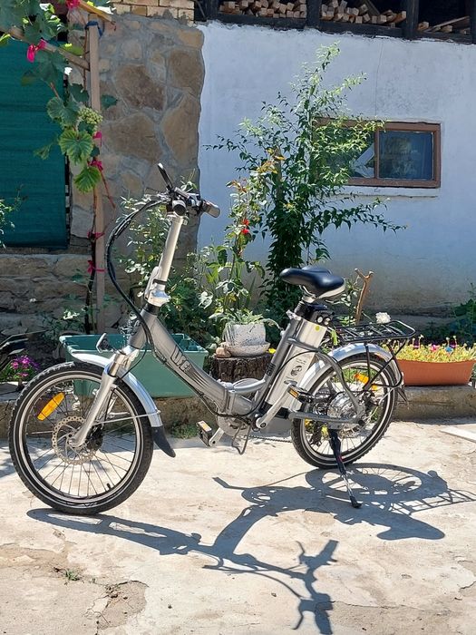 Продавам електрическо колело €800