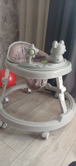 Продам ходунки детские