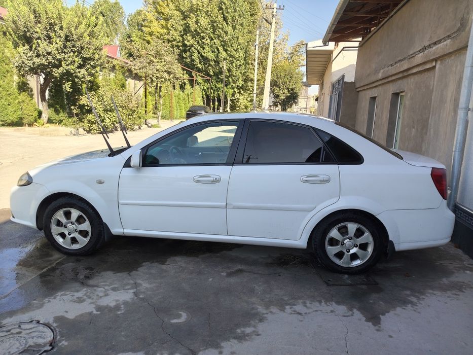 Lasetti 1.6 avtomat