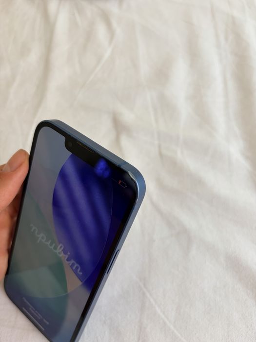 iphone 13.
