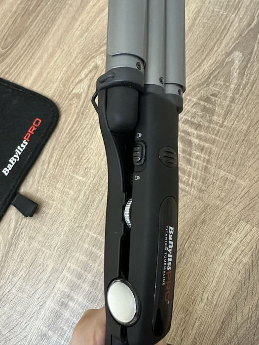 BaBylissPRO плойка тройная гофре