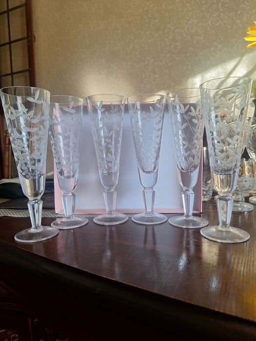 Продам фужеры хрустальные