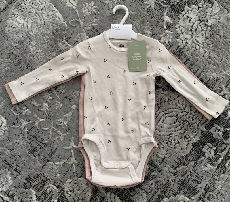 Комплект
Боди 2 шт. H&M (Швеция) 9-12 месяцев