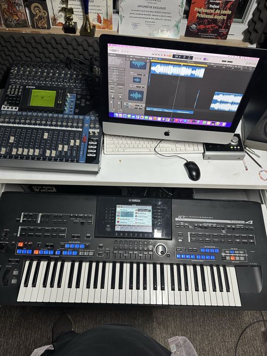 Yamaha Tyros 4 Black (Anniversary edition)