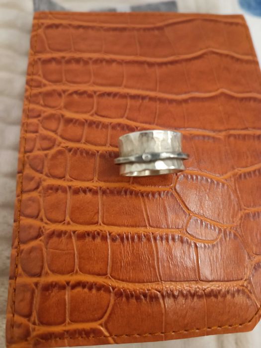 Сребърен пръстен с диамант