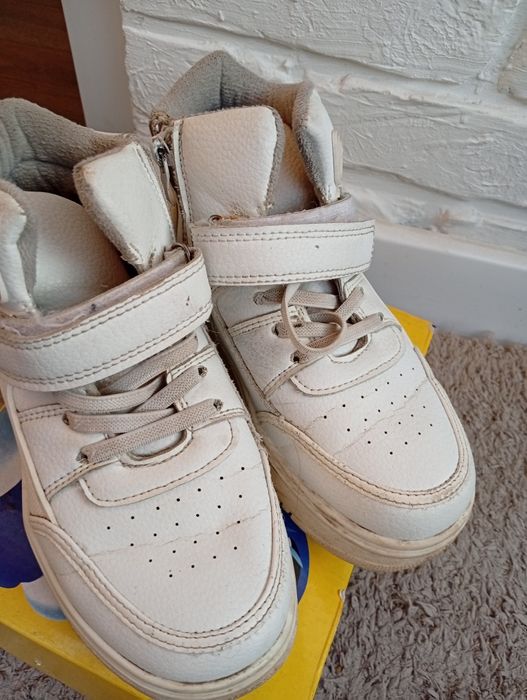 Обувь  ботинки туфли кроссы