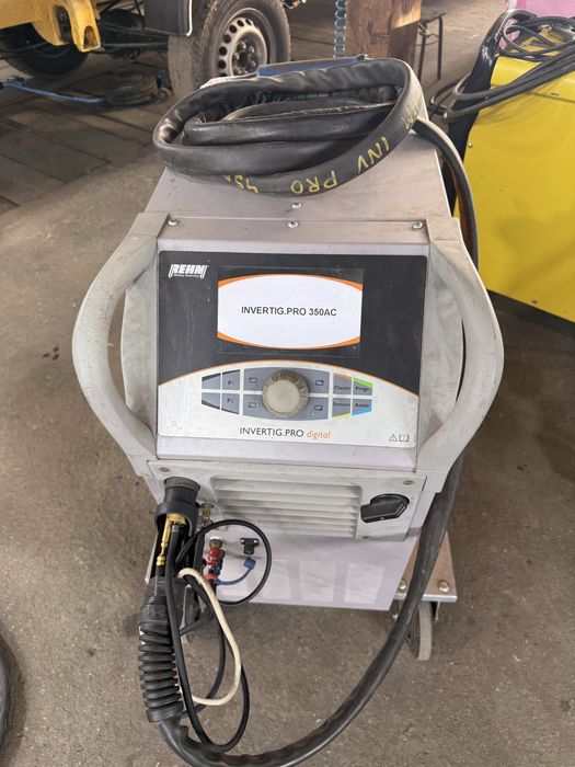 Aparat de sudura AC/DC