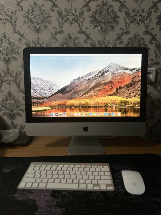 Apple IMac 21,5 inch kampyuteri sotiladi.