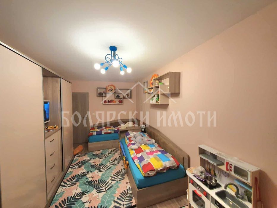 Продава се Тристаен апартамент в Велико Търново, Бузлуджа - 117 кв.м за 1582 €/кв.м - Снимка #4