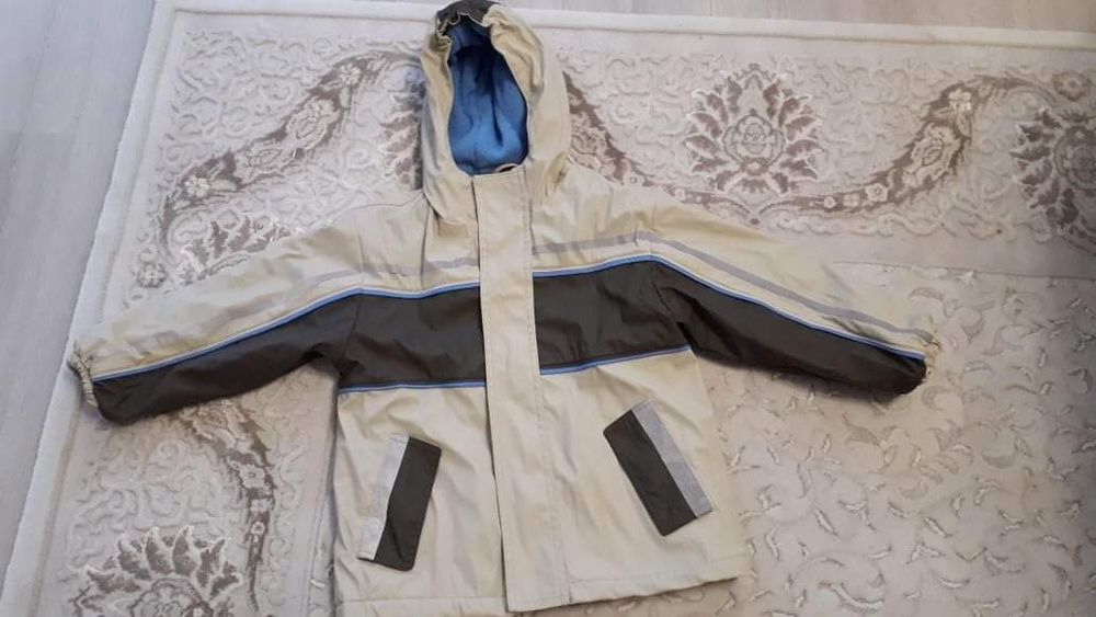 Запазено яке размер 104