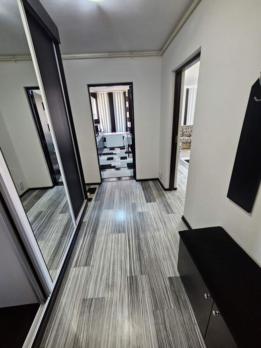 Apartament de inchiriat/ închiriez apartament cu 3 camere decomandat