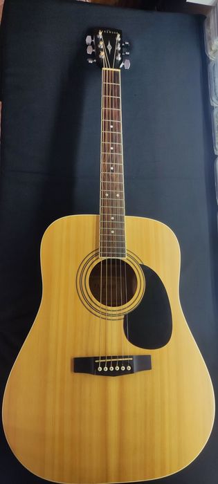 Продам гитару Parkwood