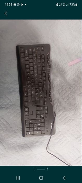 Монитор и клавиатура LG