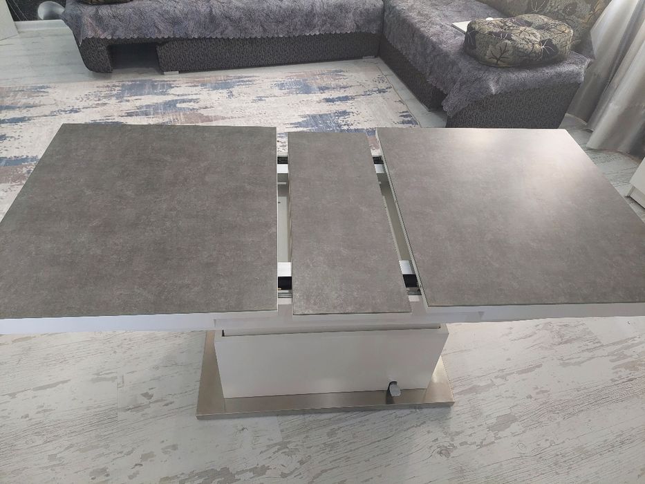 Разтегателна маса