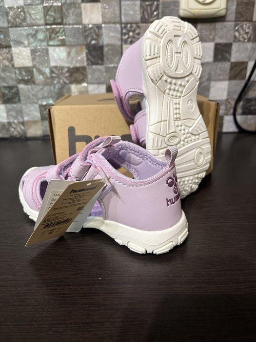 Сандали Clarcs и Hummel
