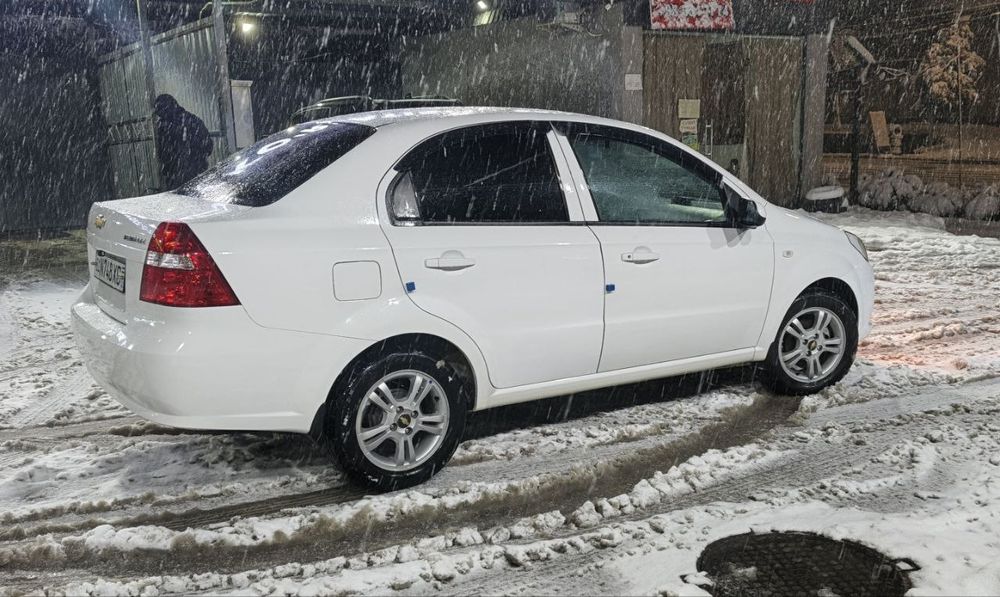 Naexia 3 avtomat Нексия 3 автомат