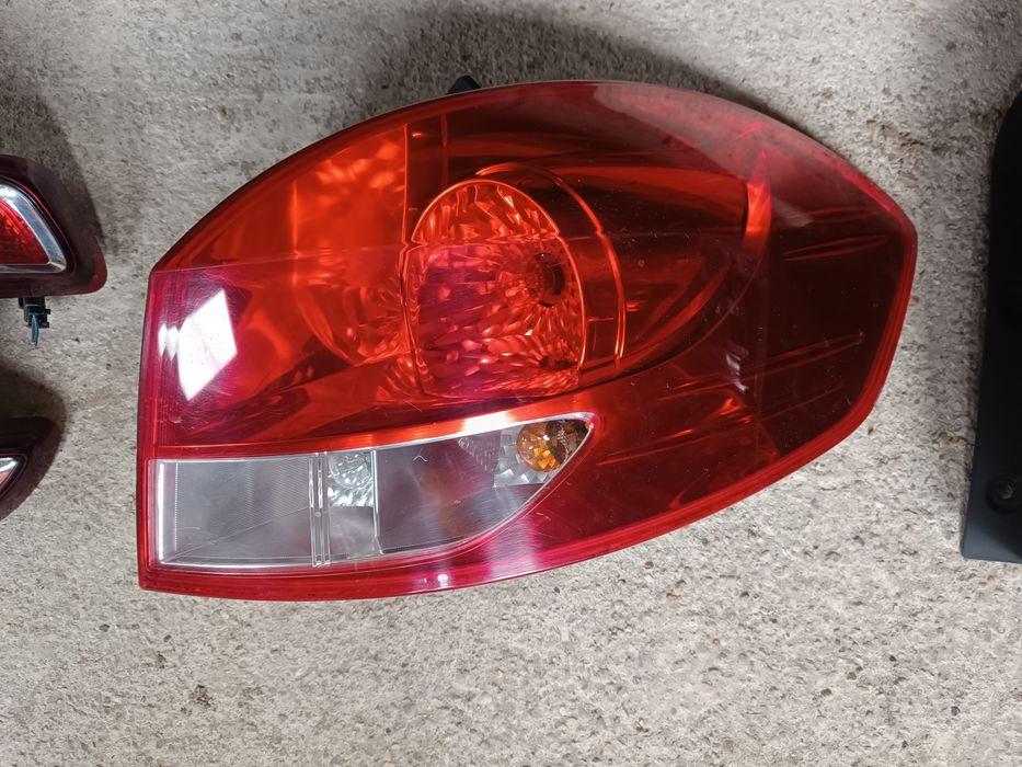 Capota haion stop far bara Dacia Logan Duster Sandero Strpway Jogger Renault Megane3 Clio3 Clio4 Scenic2 Laguna2 Megane2 far bara fata Logan Megane
