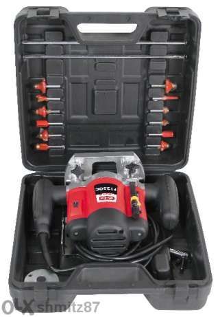 Дърводелска фреза комплект с 12броя фрезери