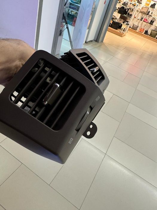 Органайзер в подлокотник Toyota land cruiser Prado 120/gx470