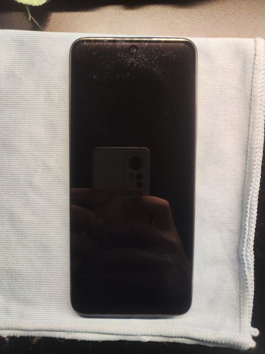 Телефон Redmi 12