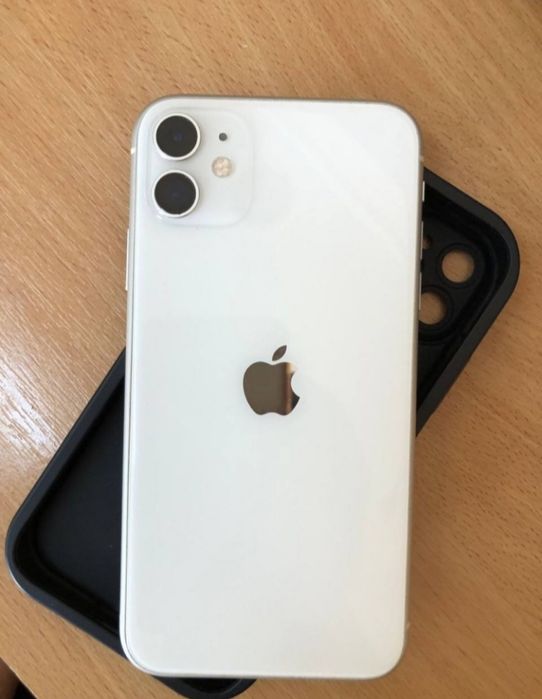 Iphone 11 Akuratni tutilgan