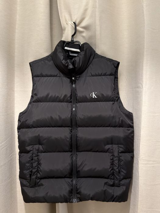 Vestă Calvin Klein Jeans Puffer Originală - Logo Spate - Mărimea L