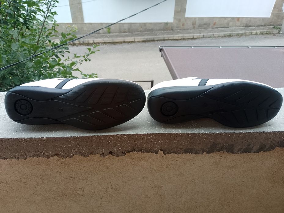 Нови ортопедични обувки NOVA MED