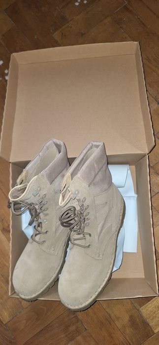 Bocanci militari noi