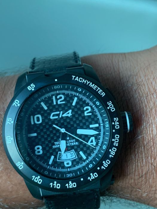 Carbon 14 тактически часовник с лупа и фенерче .