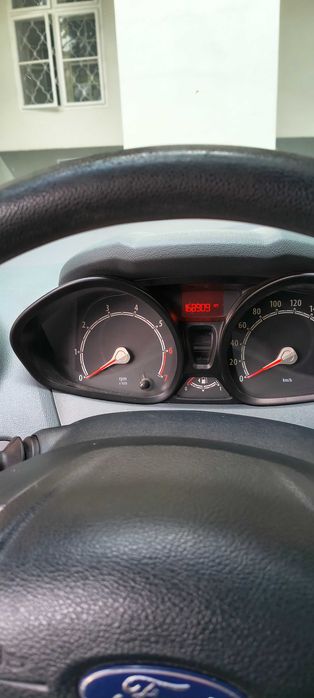 Ford fiesta din 2010