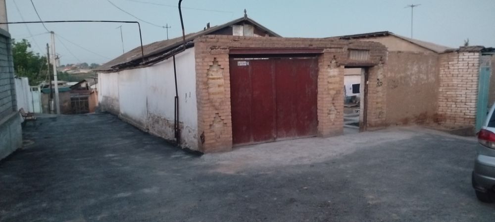 Hovli uy sotiladi 87.000$ kami bor