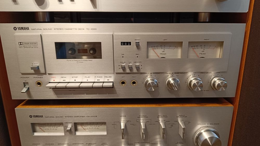 Ямаха -винтажный комплект.