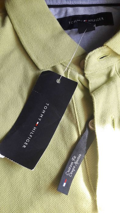 Tommy Hilfiger тениска с яка- нова