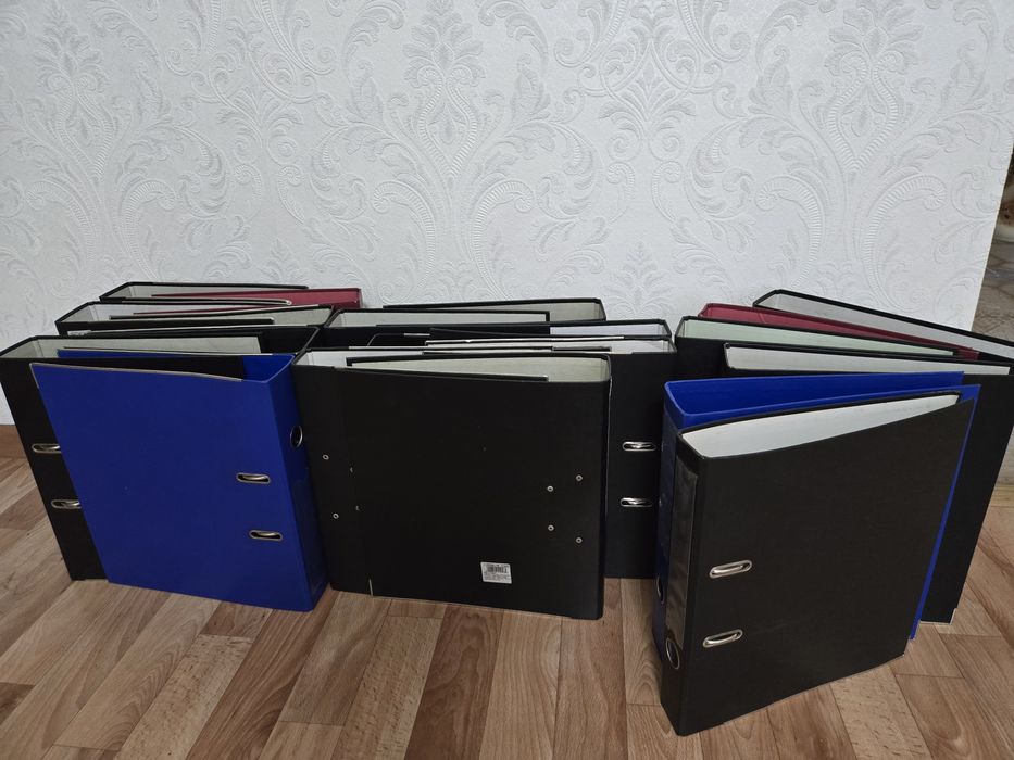 Продам папки-регистраторы